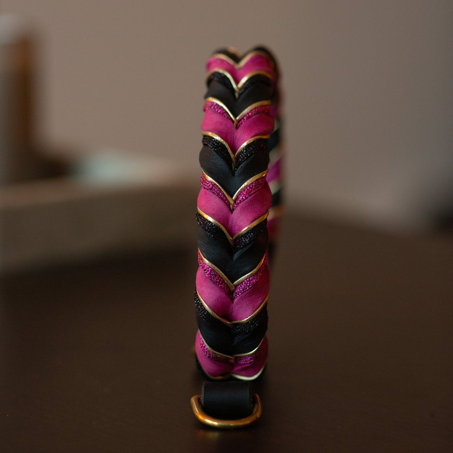 Fast halsband - Svart & Rosa 39cm