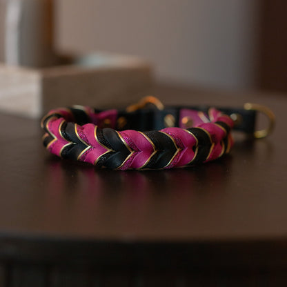 Halvstryp Svart & Starkrosa - 42cm