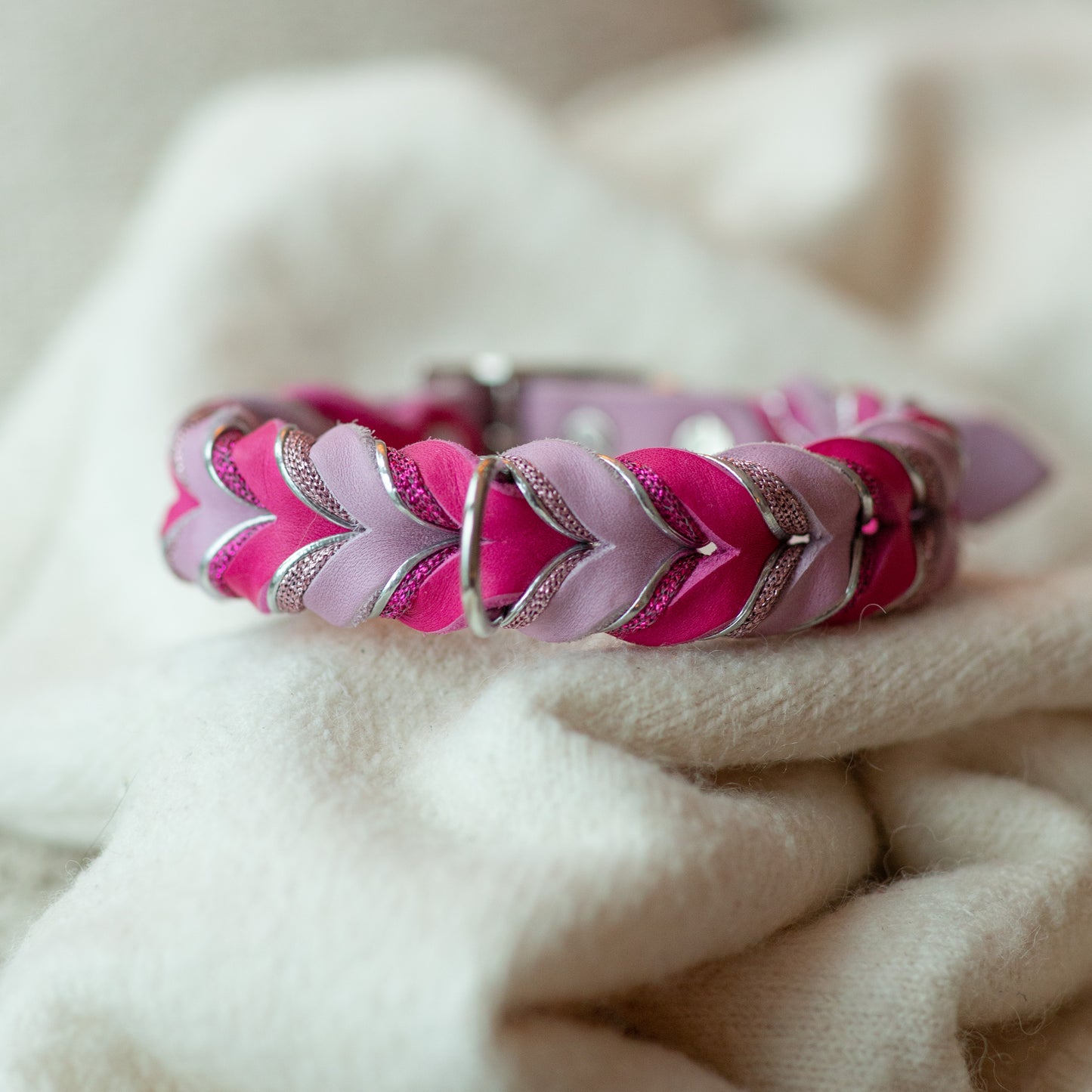 Fast halsband - Ljusrosa & Starkrosa 32+6cm